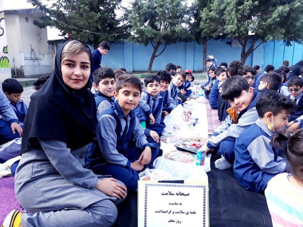  دبستان غیردولتی پسرانه باربد